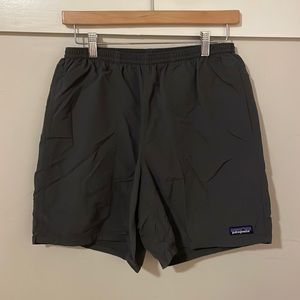 Patagonia Men’s “Baggies” shorts size Small